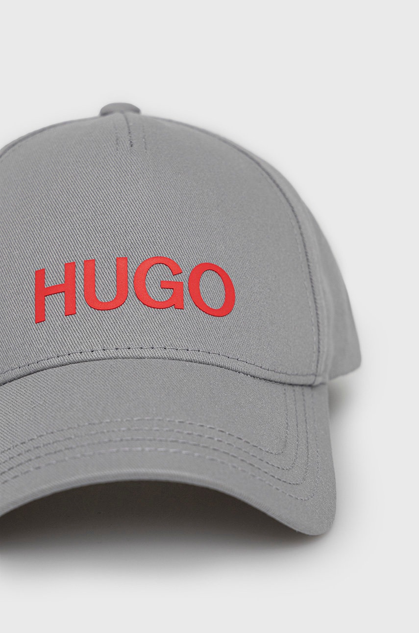 

Кепка Hugo цвет серый с аппликацией