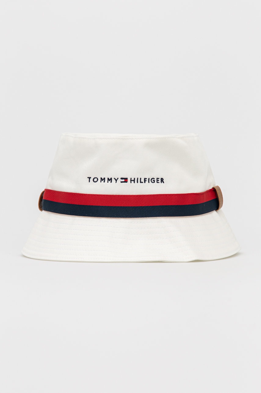 

Памучна капела Tommy Hilfiger в бежово от памук, Бял