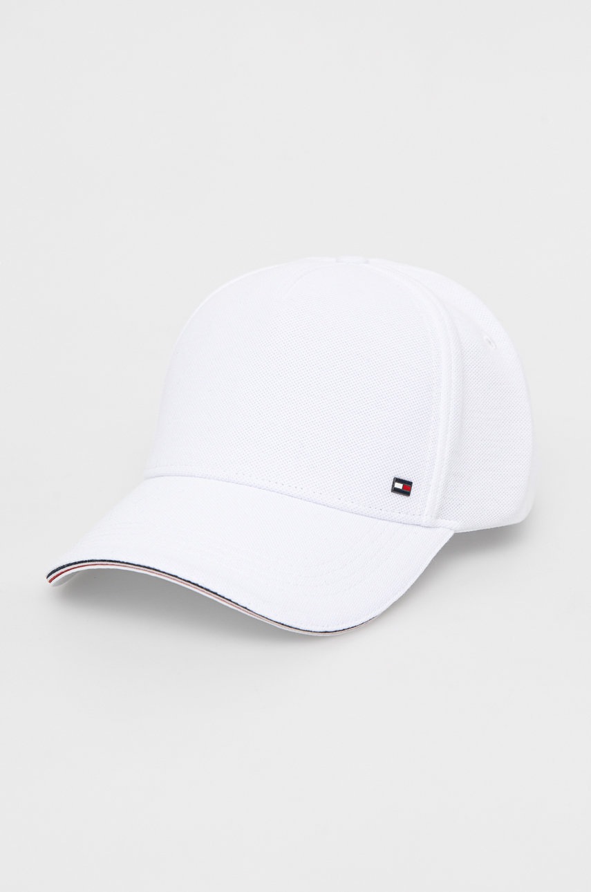 

Шапка Tommy Hilfiger в бяло с изчистен дизайн, Бял