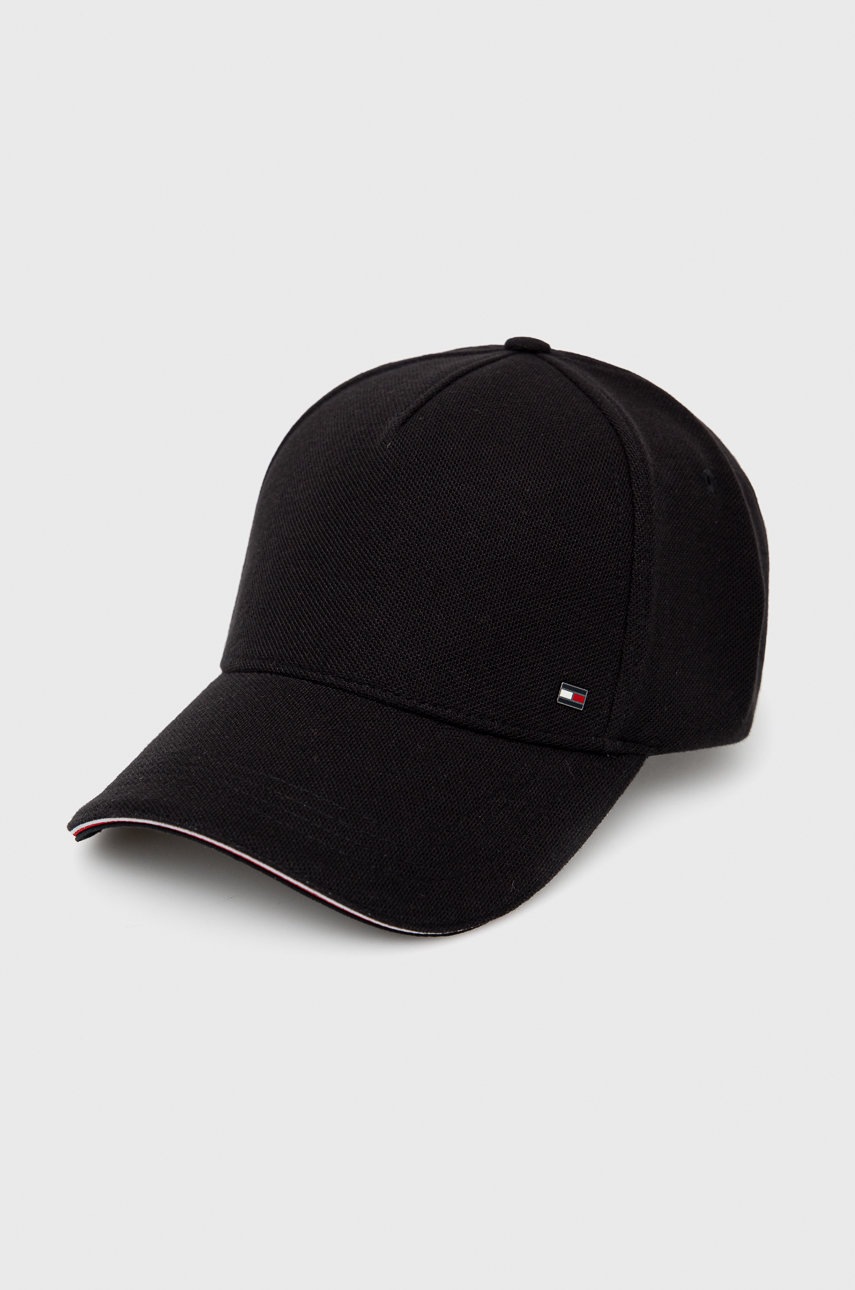 

Шапка Tommy Hilfiger в черно с изчистен дизайн, Черен