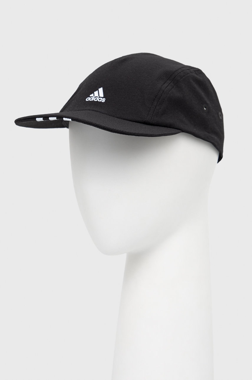 Levně Čepice adidas HA5547 černá barva, s potiskem