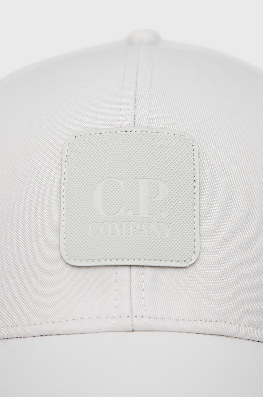 

Кепка C.P. Company колір білий з аплікацією
