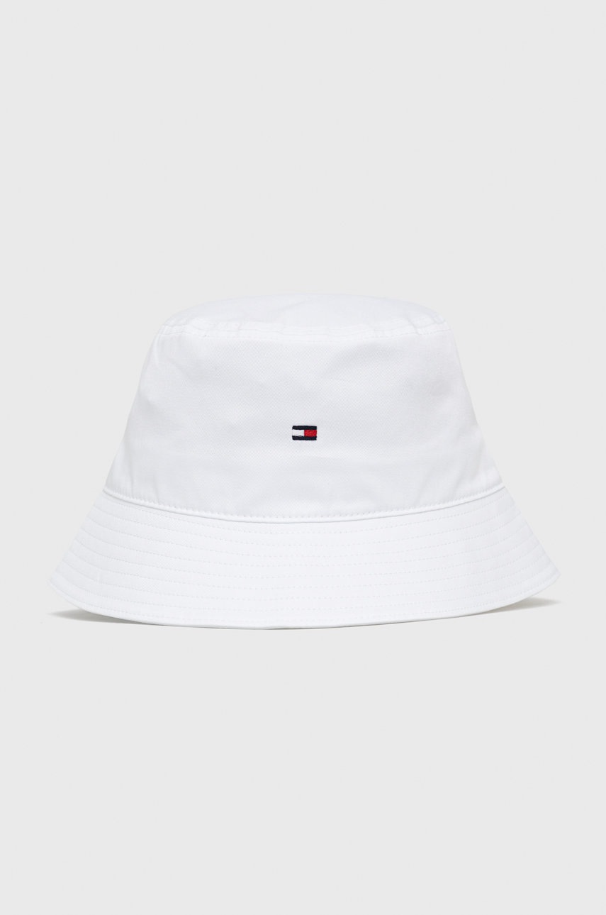 

Памучна капела Tommy Hilfiger в бяло от памук, Бял
