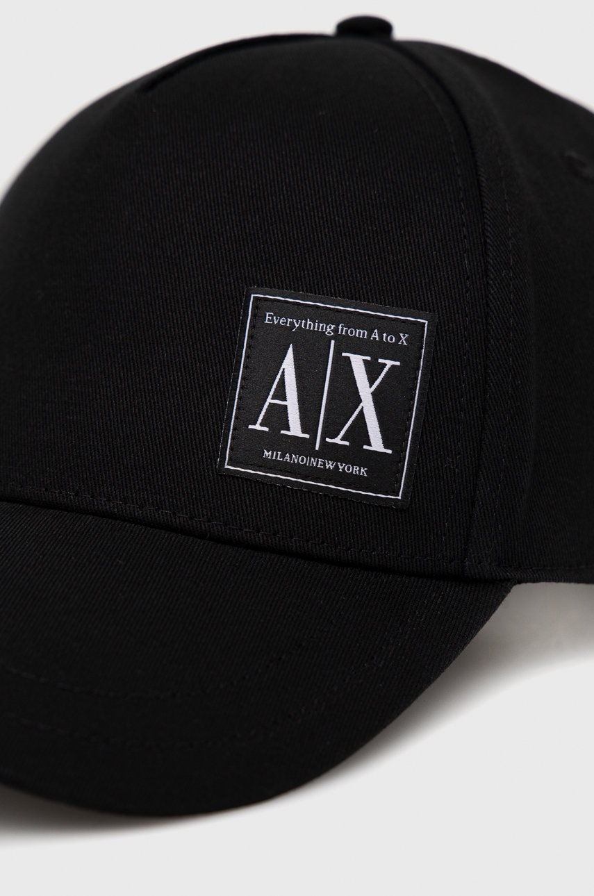

Хлопковая кепка Armani Exchange цвет чёрный с аппликацией