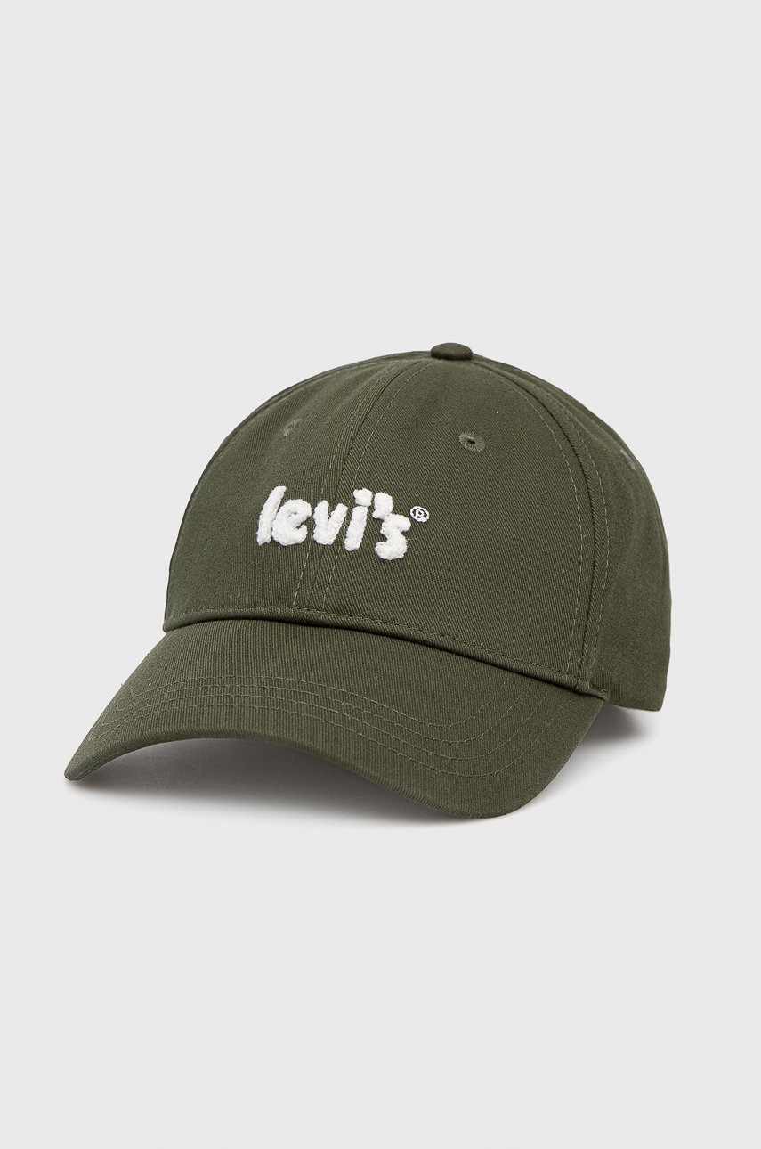 

Памучна шапка Levi's в зелено с апликация, Зелен