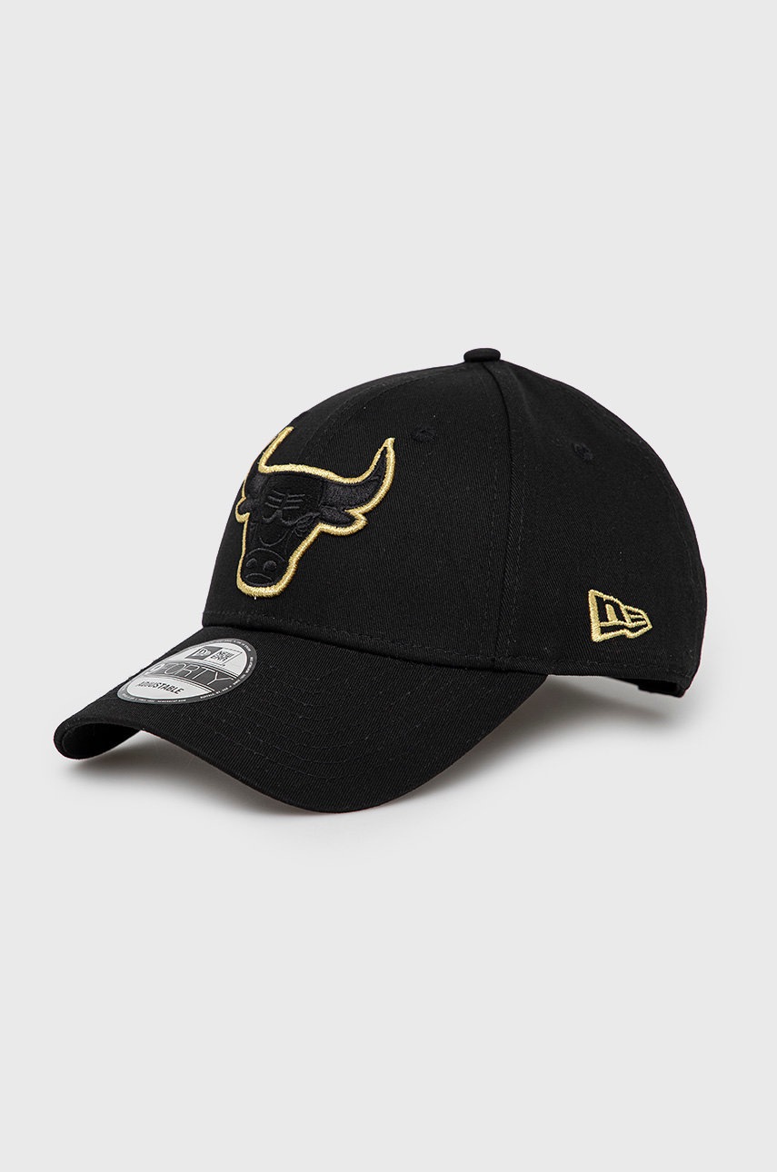 

Памучна шапка New Era в черно с апликация, Черен