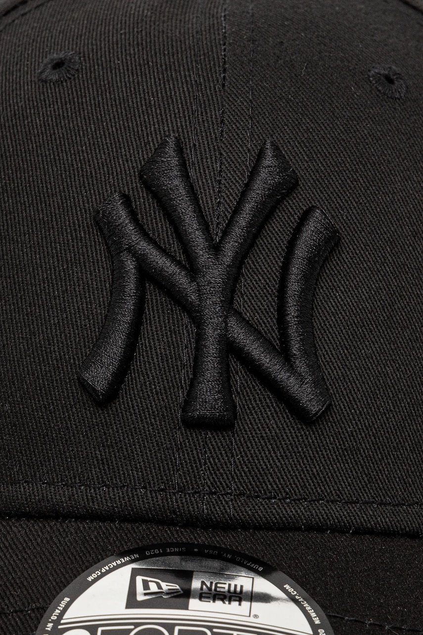 Хлопковая кепка New Era цвет чёрный с аппликацией 80468932.BLACK-BLACK Хлопковая кепка New Era цвет чёрный с аппликацией 80468932.BLACK-BLACK