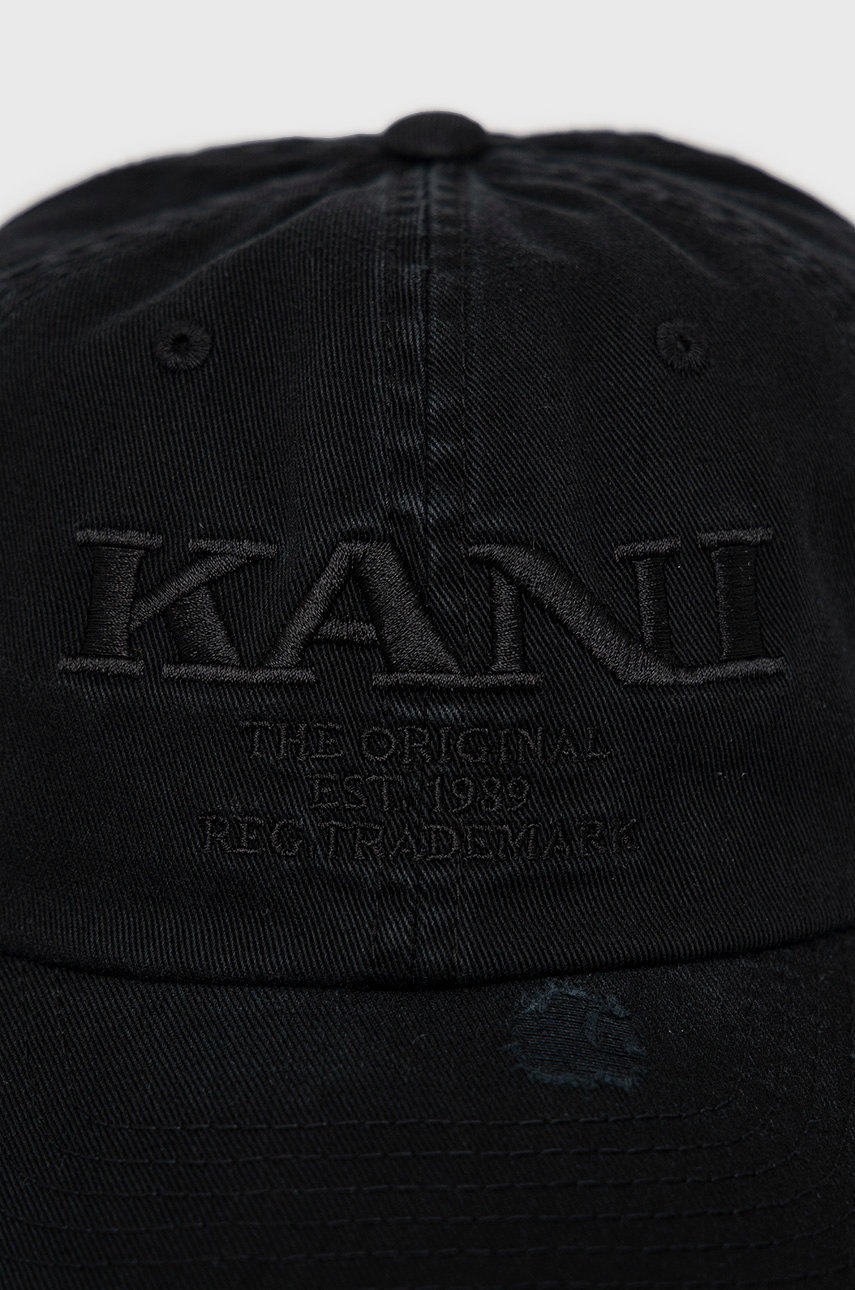

Хлопковая кепка Karl Kani цвет чёрный с аппликацией