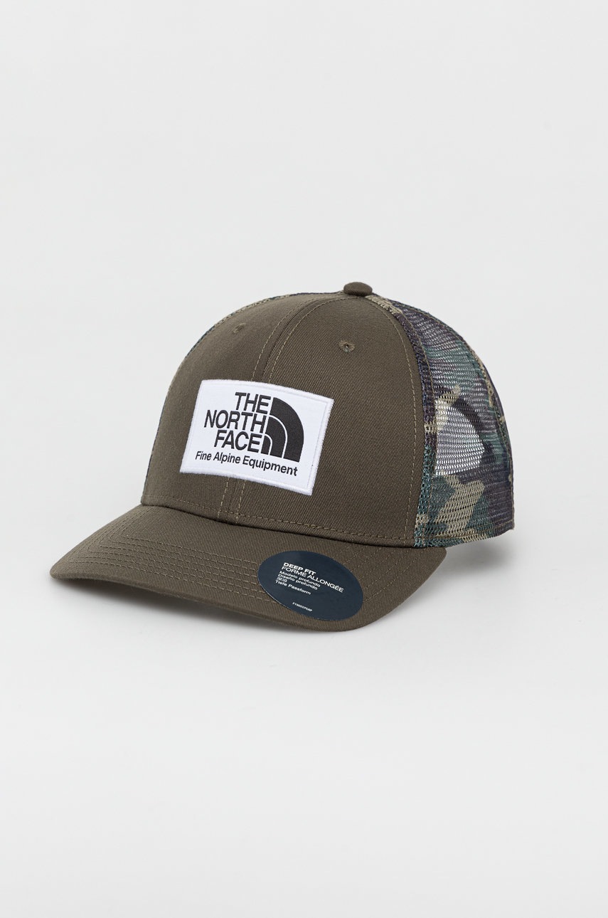 

Шапка The North Face в зелено с апликация, Зелен
