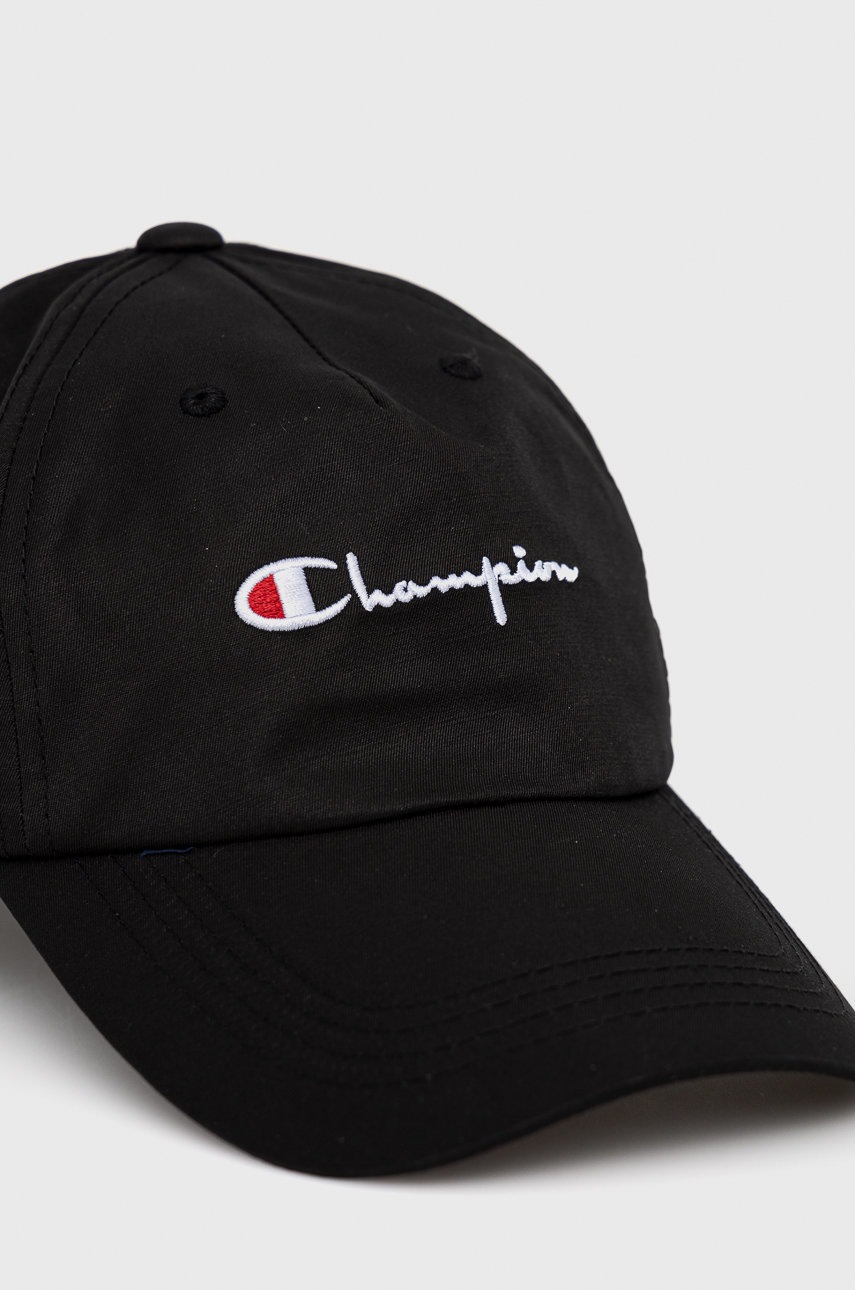 

Кепка Champion 804811. колір чорний з аплікацією