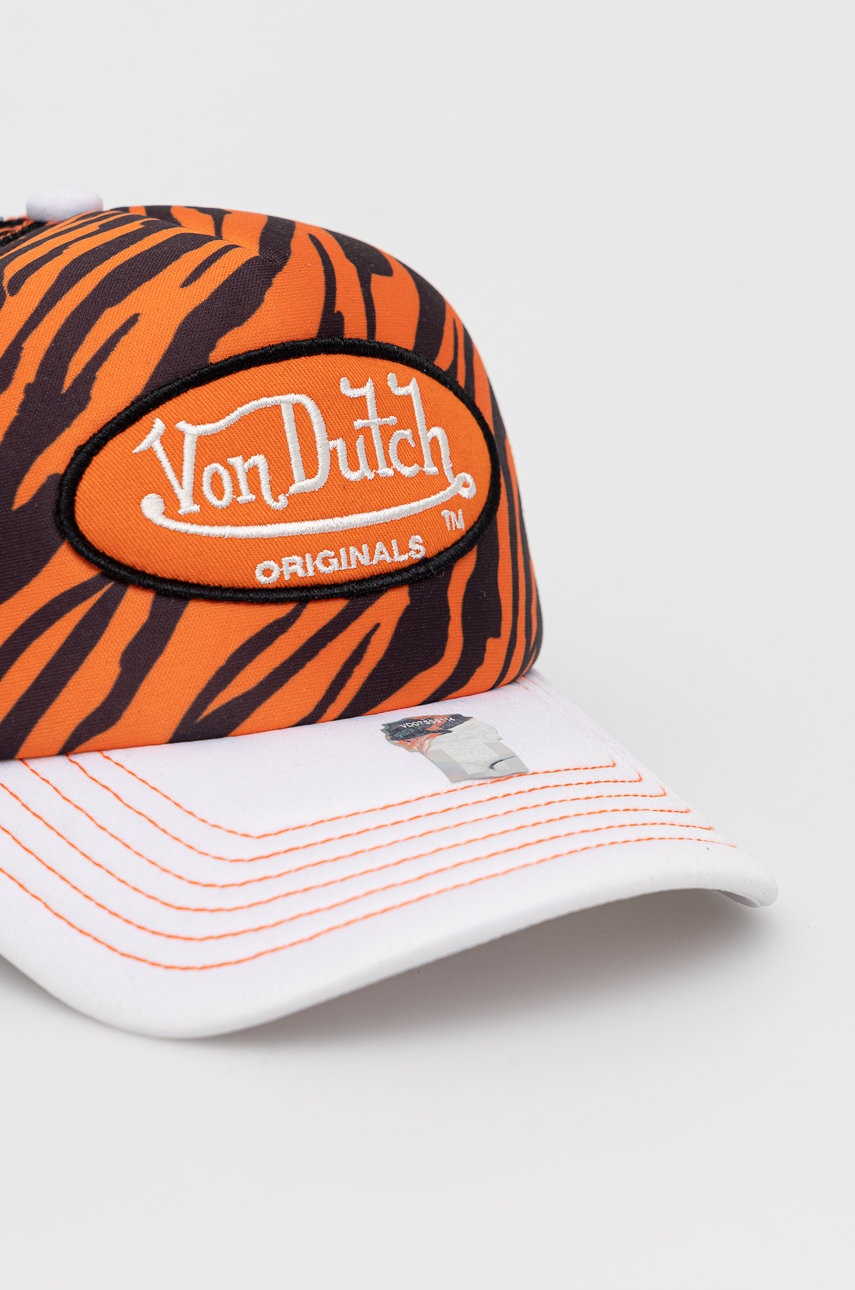 

Кепка Von Dutch цвет красный с аппликацией