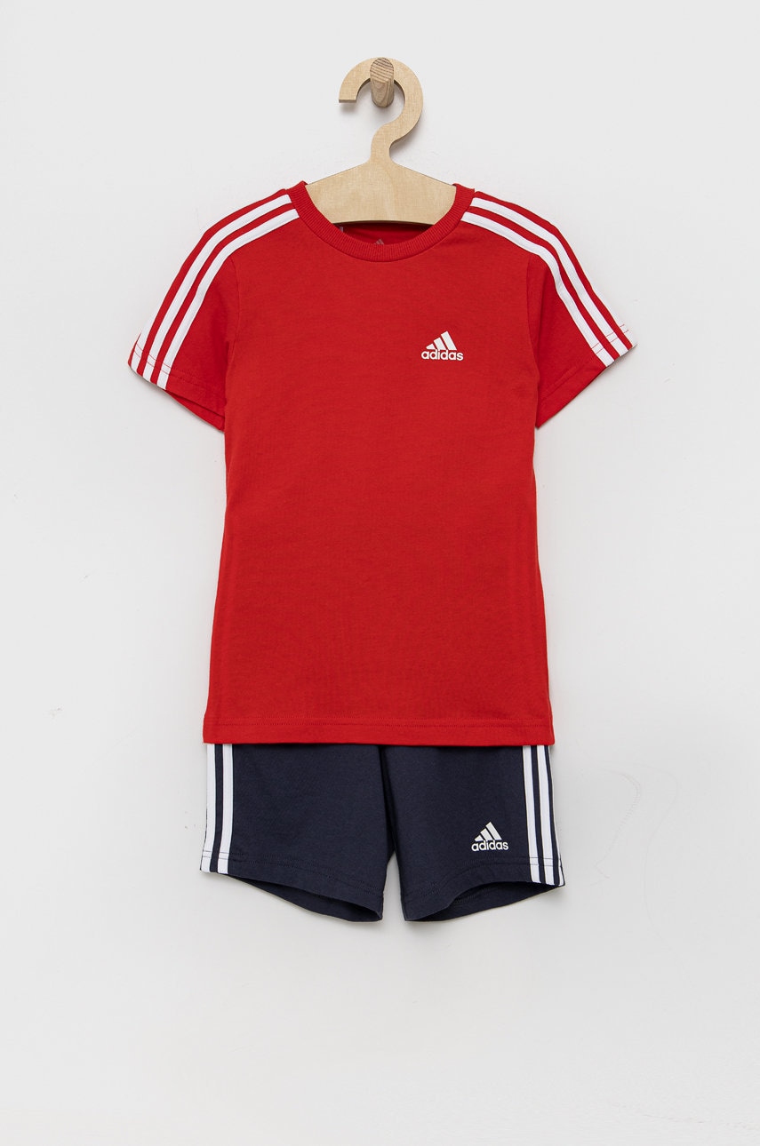 Levně Dětská bavlněná souprava adidas HF1905 červená barva