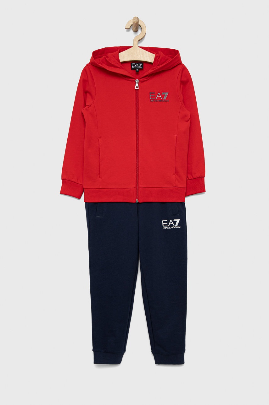 

Детски памучен анцуг EA7 Emporio Armani в червено, Червен