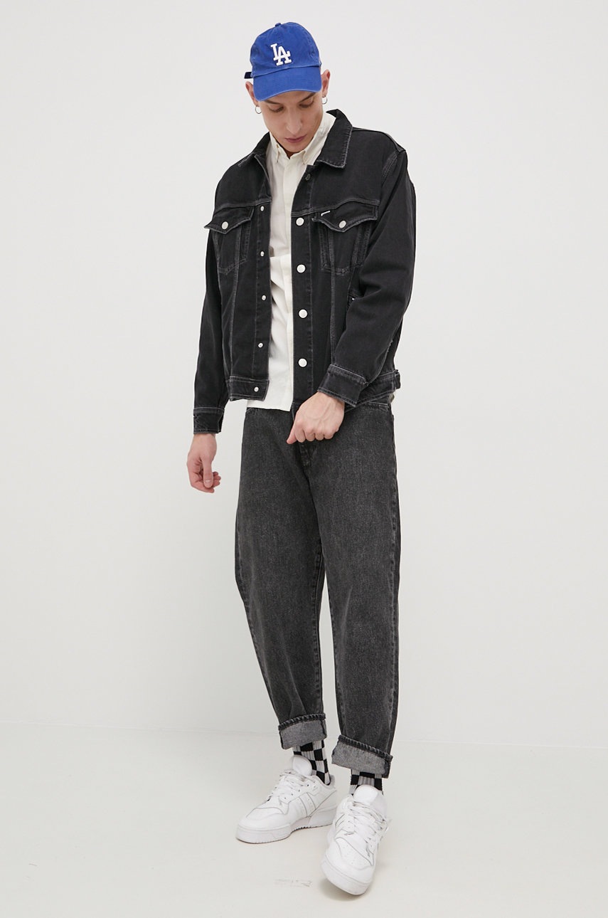 

Бавовняна сорочка Tommy Jeans чоловіча колір кремовий regular комір button-down