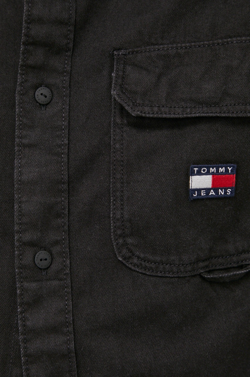 

Джинсовая рубашка Tommy Jeans мужская цвет чёрный regular классический воротник