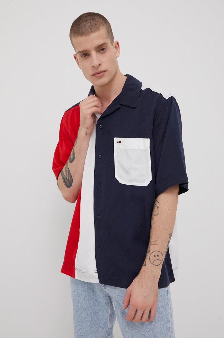 

Риза Tommy Jeans мъжка в тъмносиньо със свободна кройка с класическа яка, Тъмносин