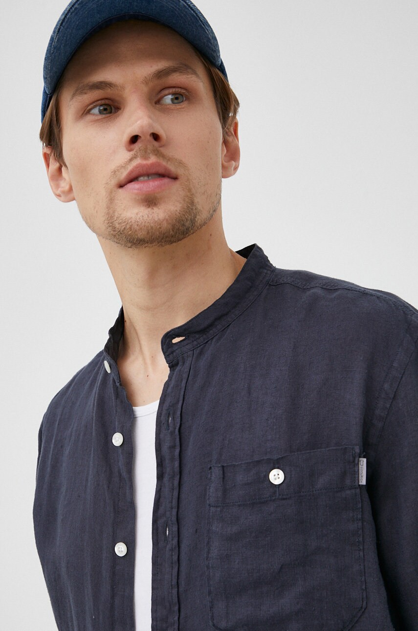 Woolrich camasa de in barbati, culoarea albastru marin, cu guler stand-up, regular
