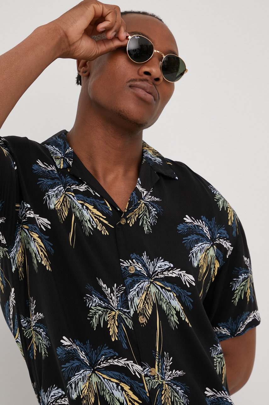 

Риза Jack & Jones мъжка в черно със свободна кройка, Черен