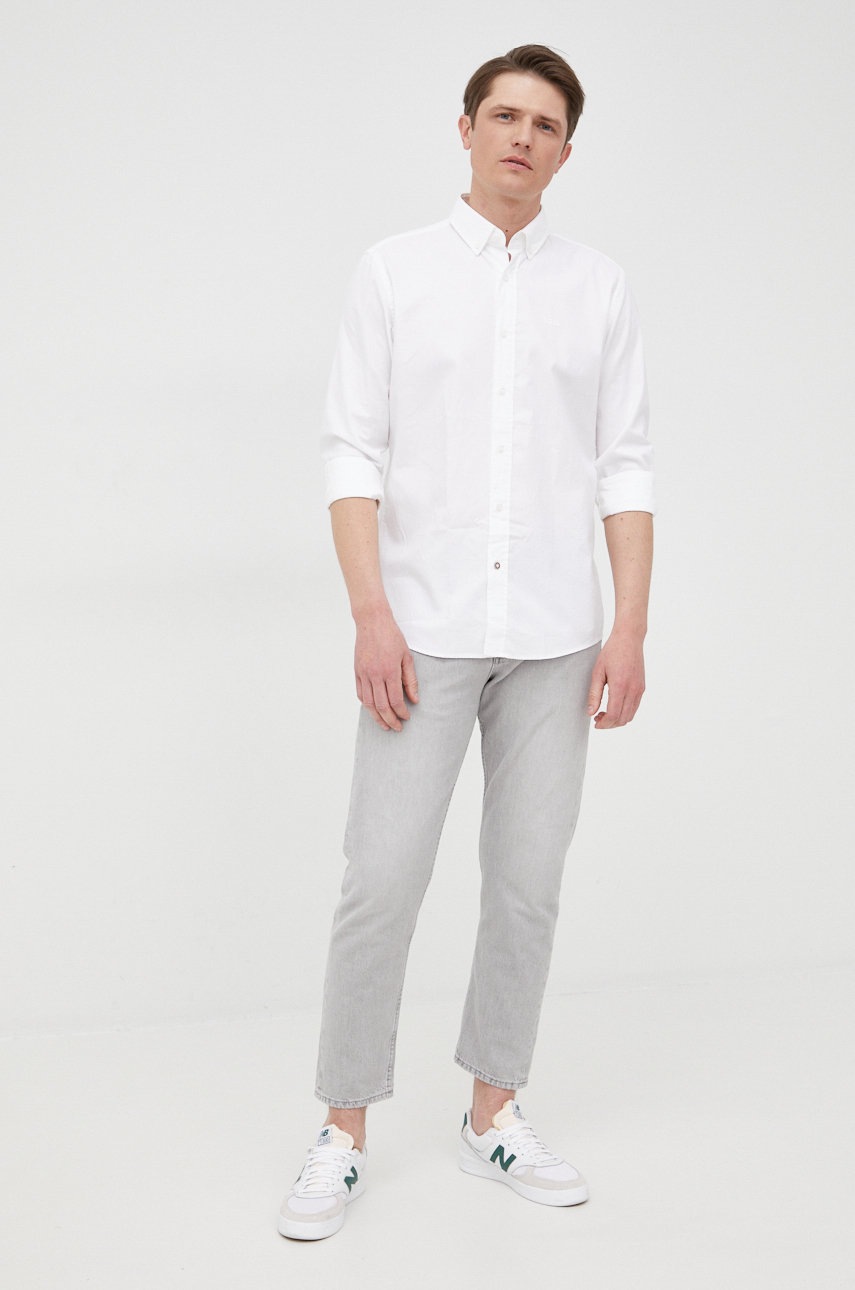 

Хлопковая рубашка BOSS мужская цвет белый slim воротник button-down