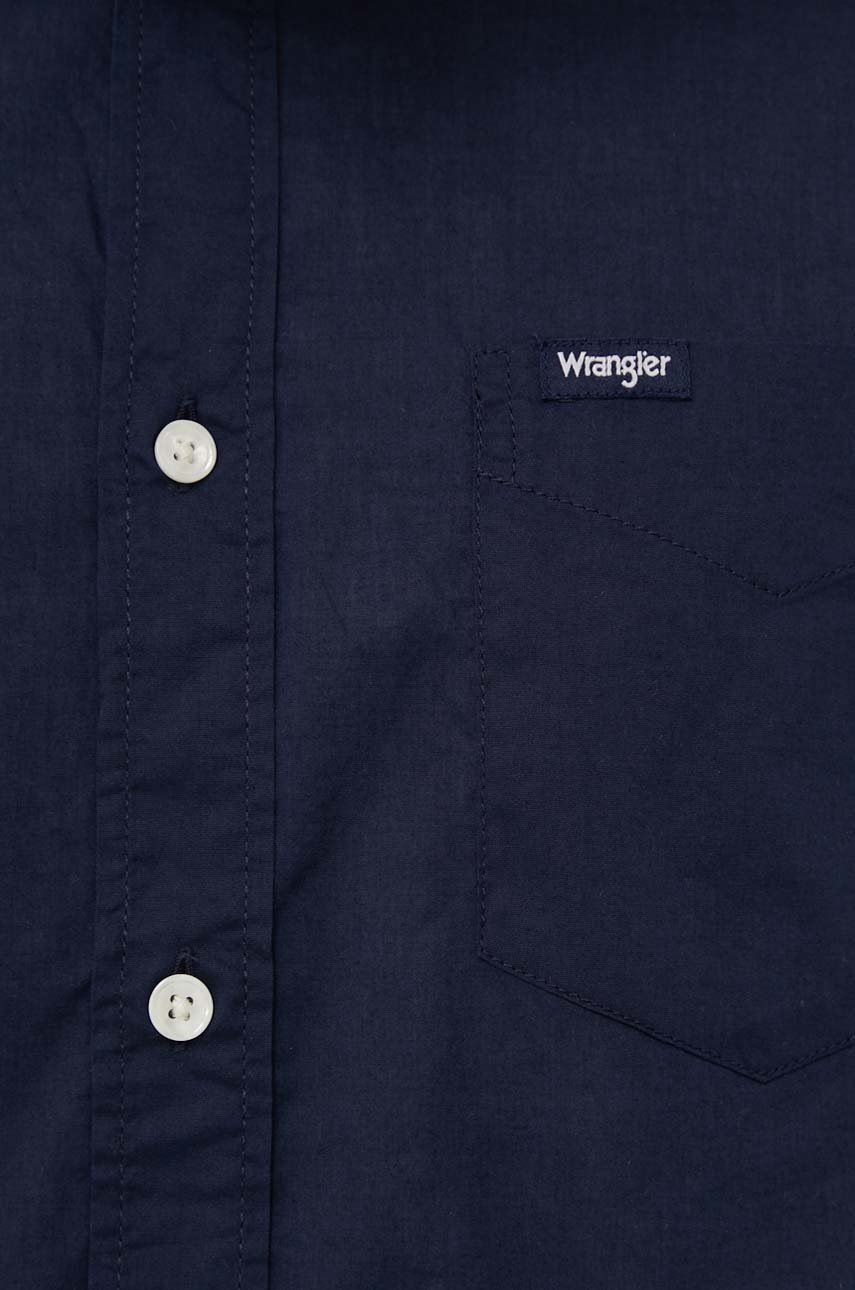 

Бавовняна сорочка Wrangler чоловіча колір синій regular комір button-down