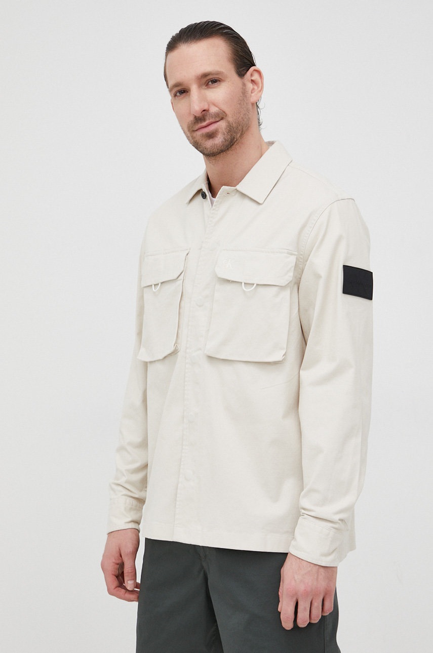 

Дънкова риза Calvin Klein Jeans мъжка в бежово със свободна кройка с класическа яка, Бежов