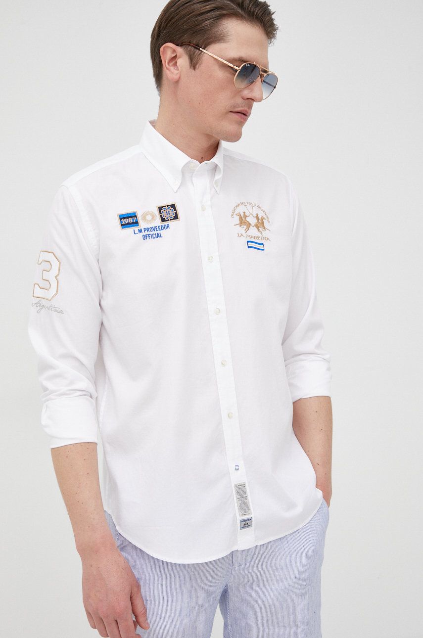 La Martina camasa din bumbac barbati, culoarea alb, cu guler button-down, slim 2023 ❤️ Pret Super answear imagine noua 2022