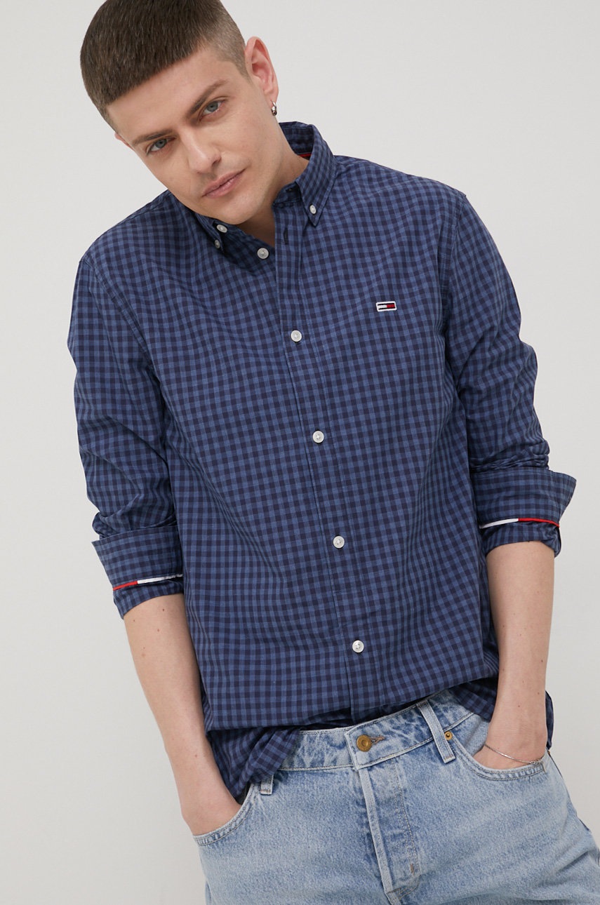 

Памучна риза Tommy Jeans мъжка в тъмносиньо със стандартна кройка с яка с копче, Тъмносин