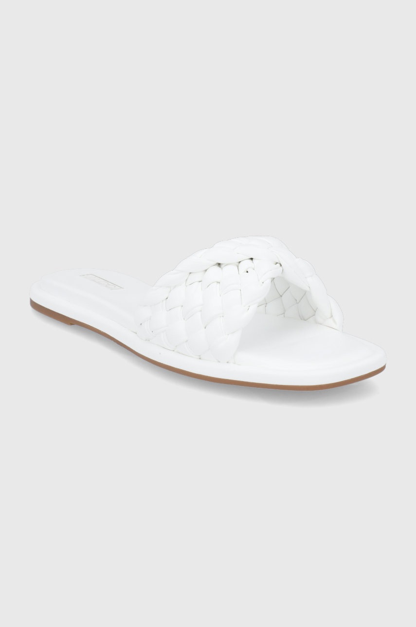 

Шльопанці Aldo Chicago жіночі колір білий