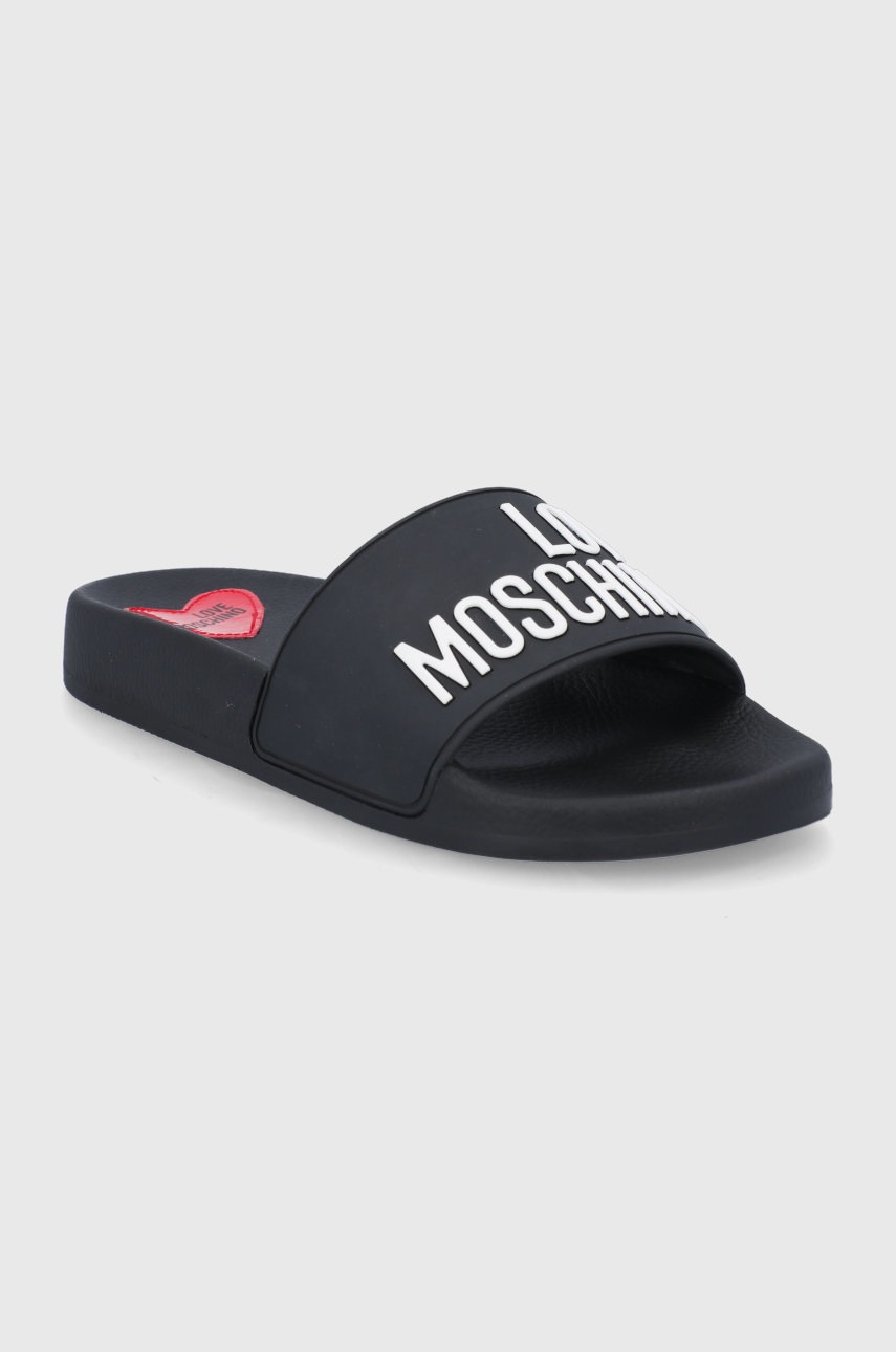 

Шлепанцы Love Moschino женское цвет чёрный