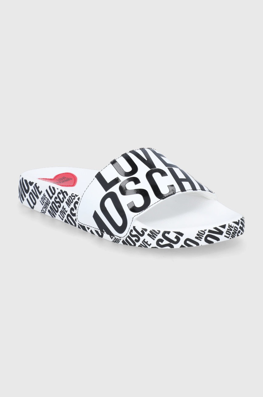 

Шльопанці Love Moschino жіноче колір білий