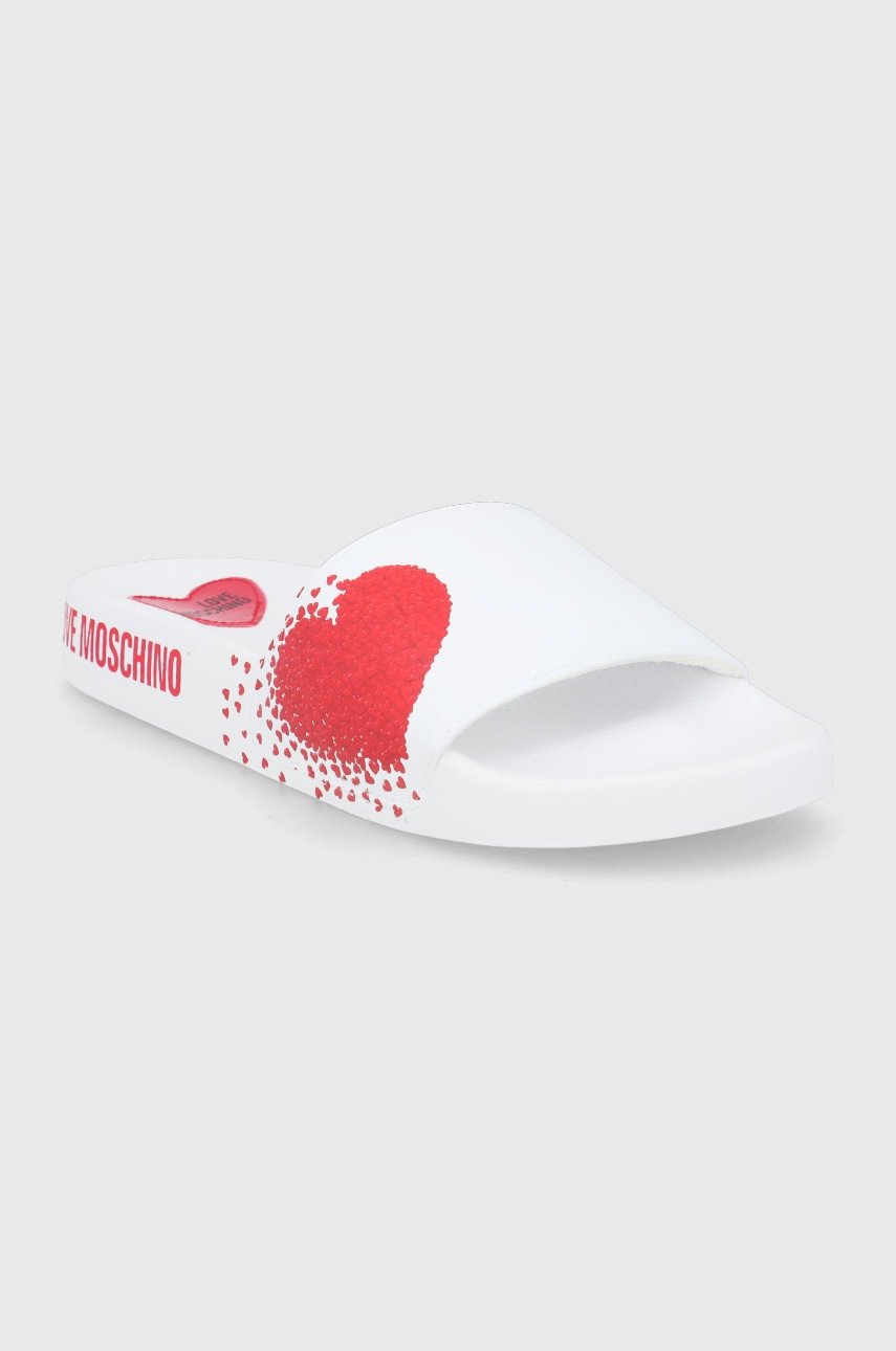 

Шлепанцы Love Moschino женское цвет белый