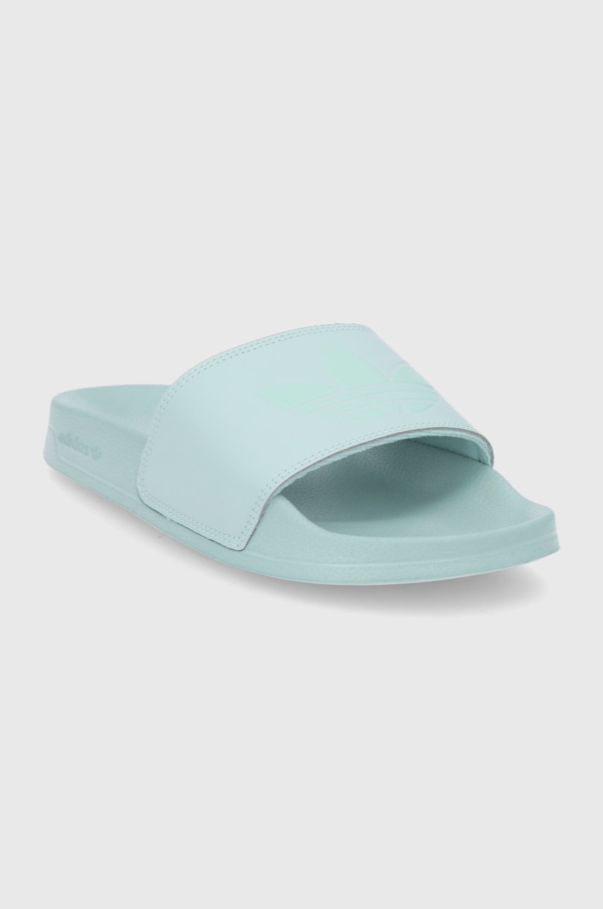 

Шлепанцы adidas Originals Adilette Lite женские