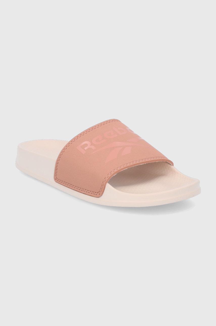 

Шлепанцы Reebok GW3244 женские цвет оранжевый