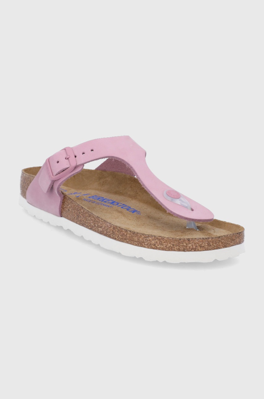 

Замшеві в'єтнамки Birkenstock Gizeh жіночі колір фіолетовий на плоскому ходу