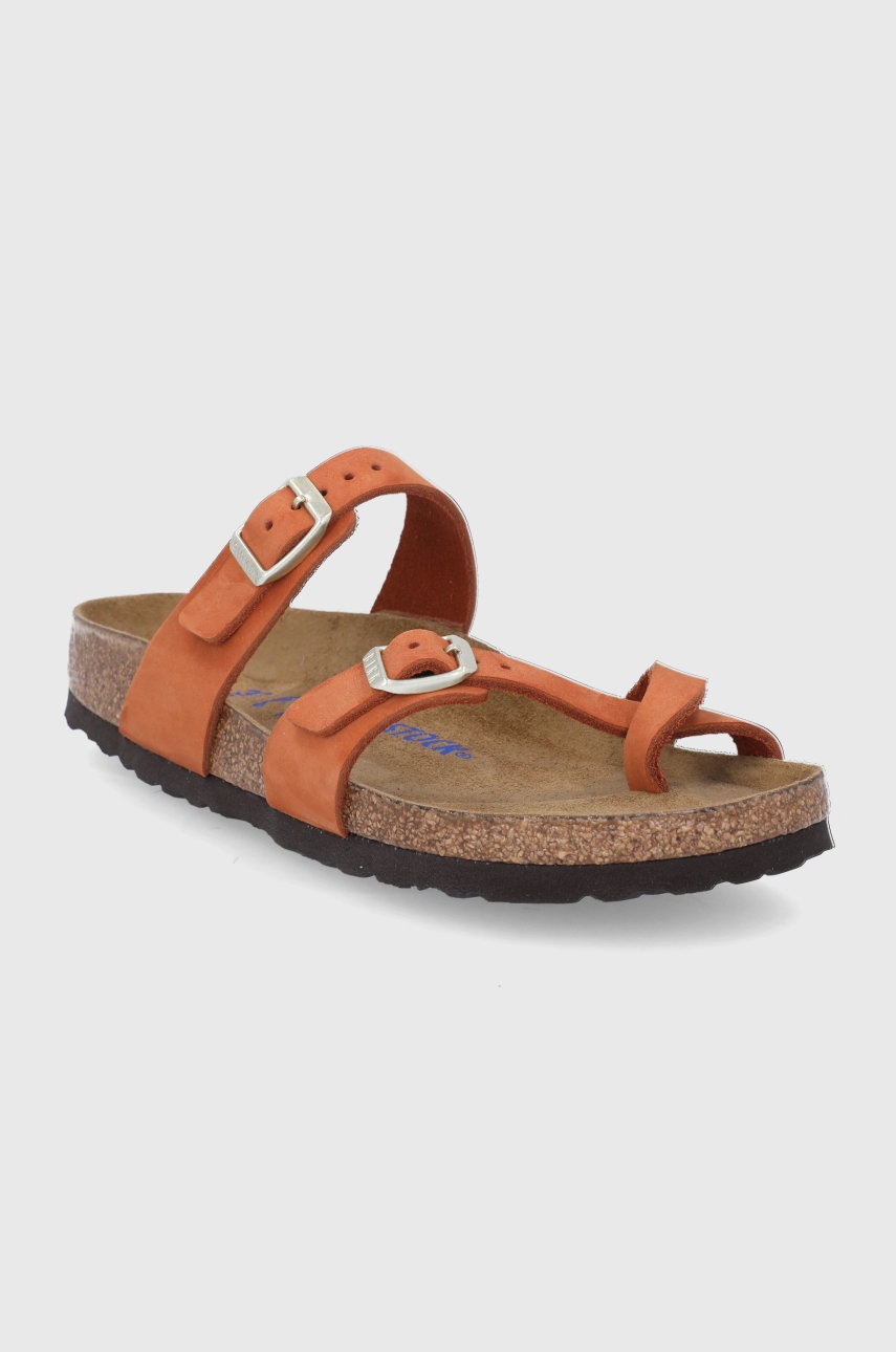 

Замшеві шльопанці Birkenstock Mayari жіночі колір помаранчевий на плоскому ходу