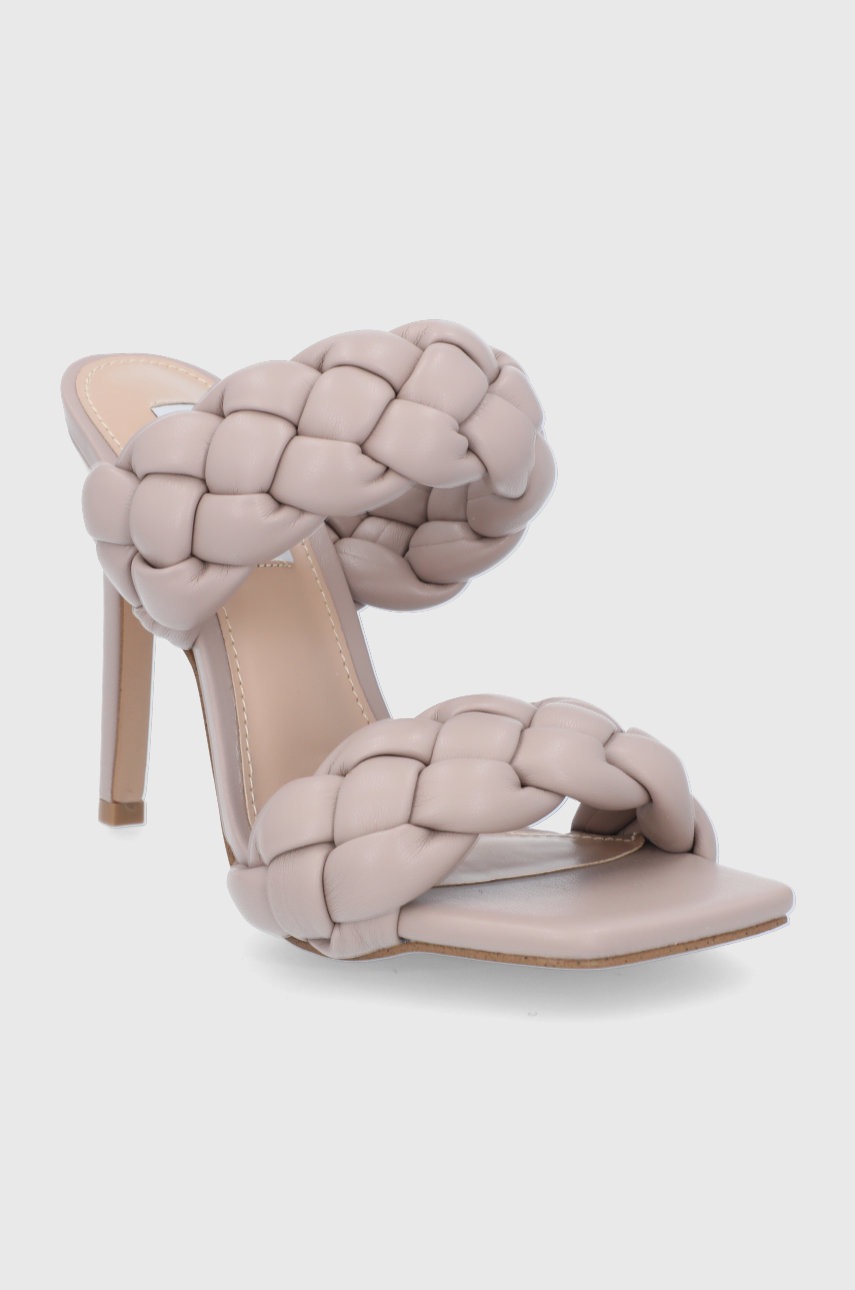 

Шльопанці Steve Madden Kenley жіночі колір бежевий на шпильці
