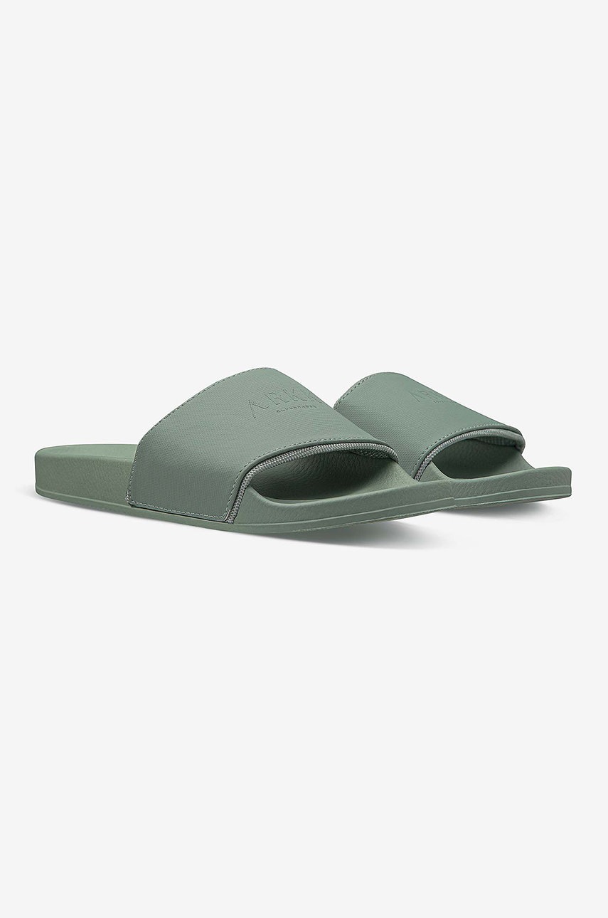 

Шлепанцы Arkk Copenhagen Classic Slides женские цвет зелёный