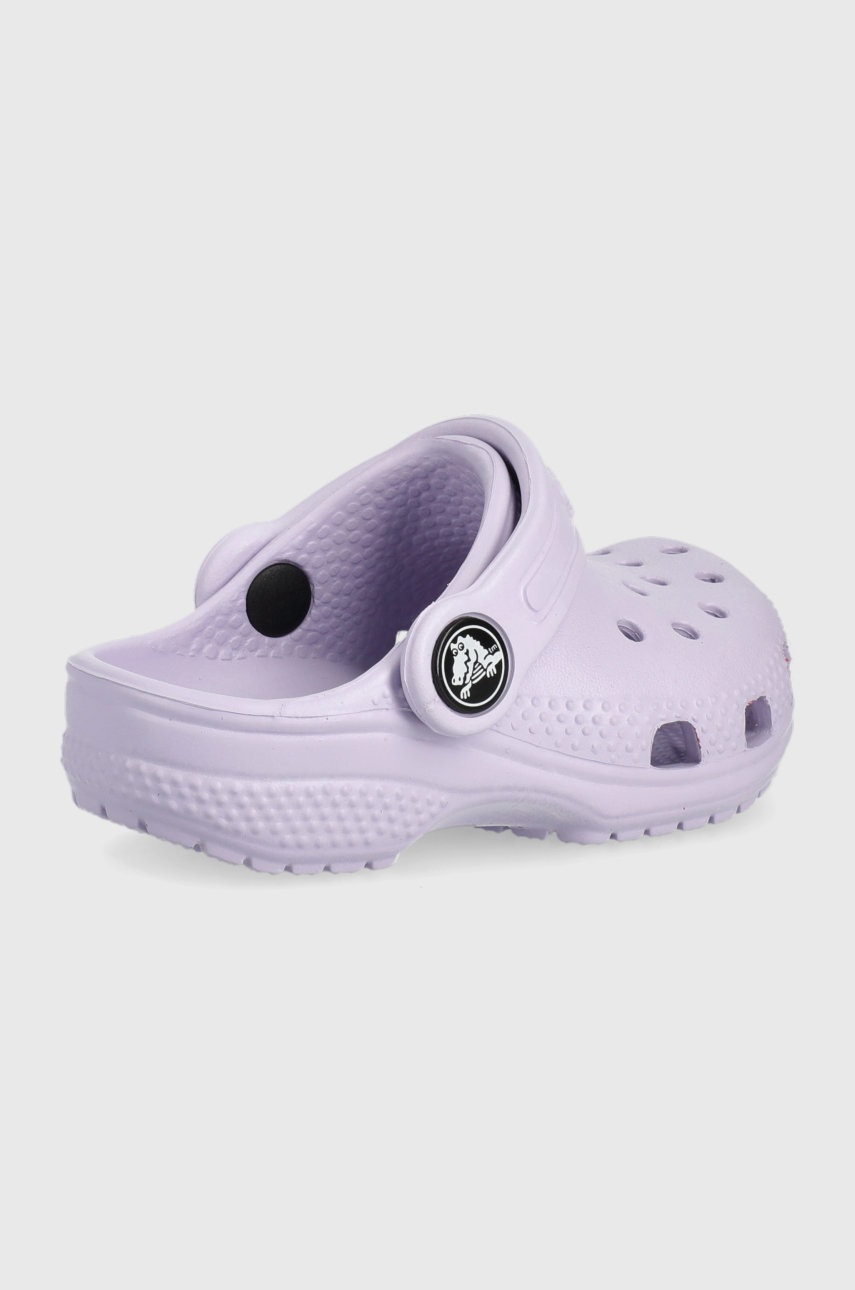 Дитячі шльопанці Crocs колір фіолетовий