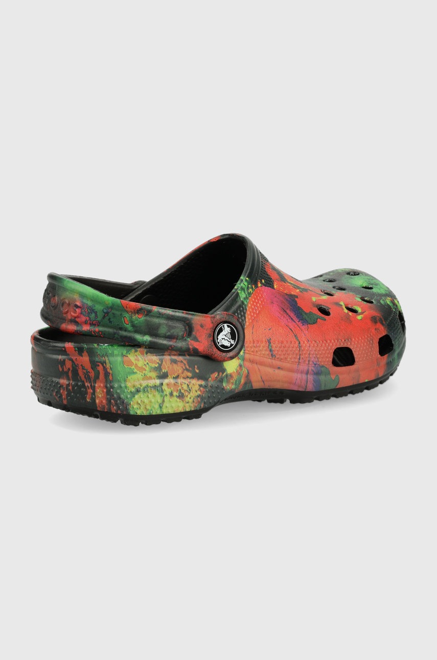 

Шльопанці Crocs