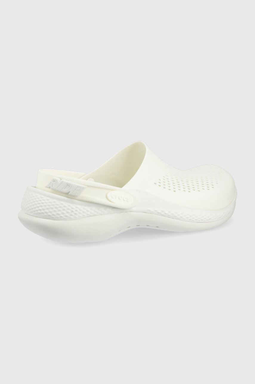 

Шлепанцы Crocs цвет белый