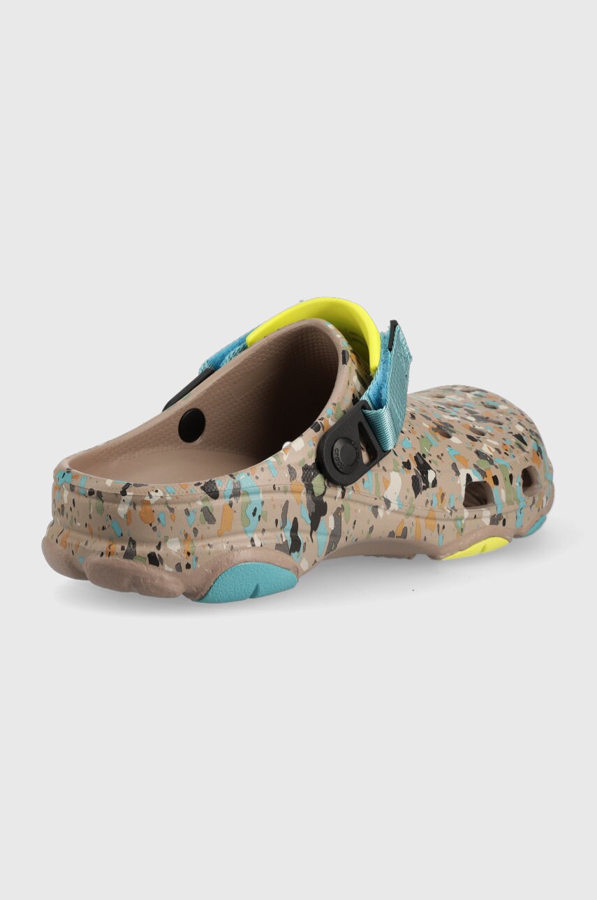 

Шльопанці Crocs колір коричневий