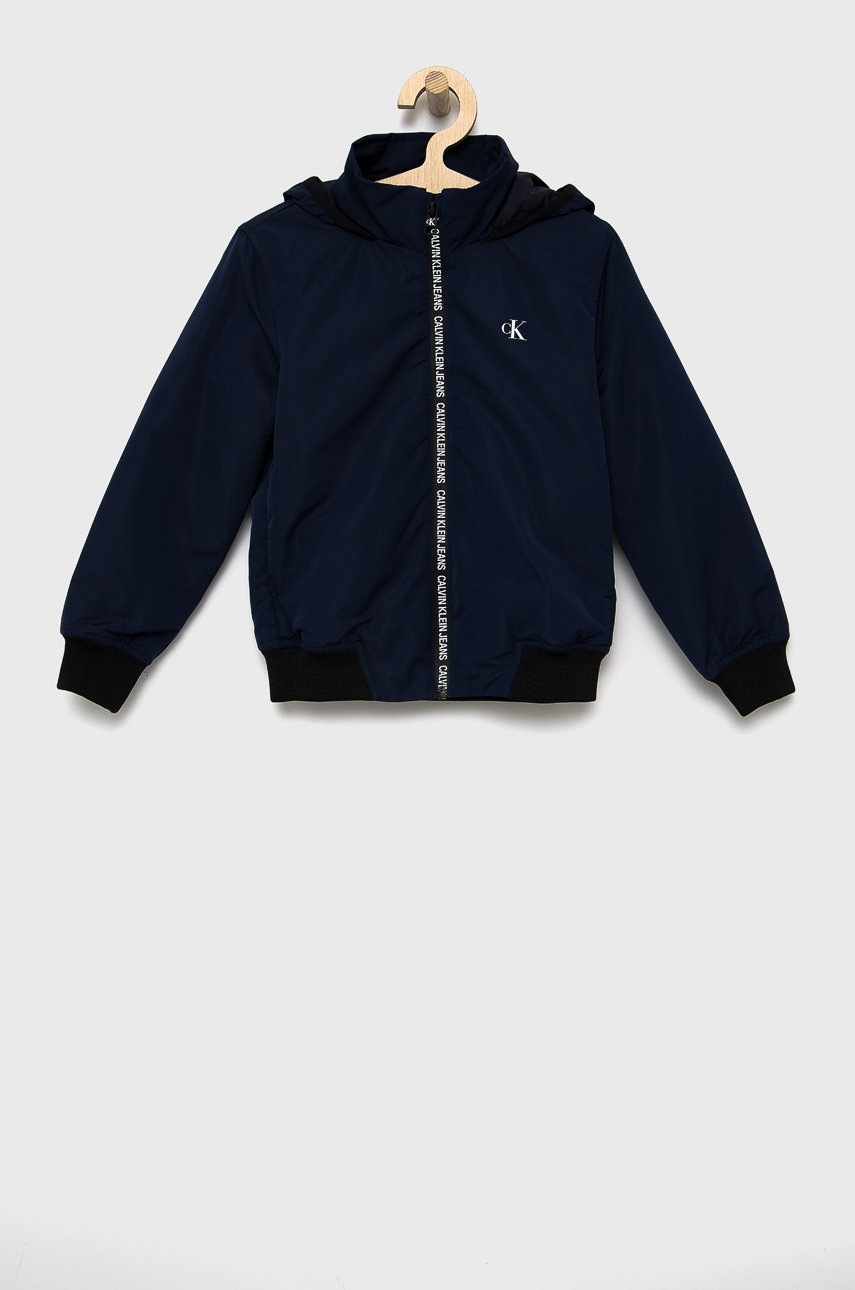 

Детско яке Calvin Klein Jeans в тъмносиньо, Тъмносин