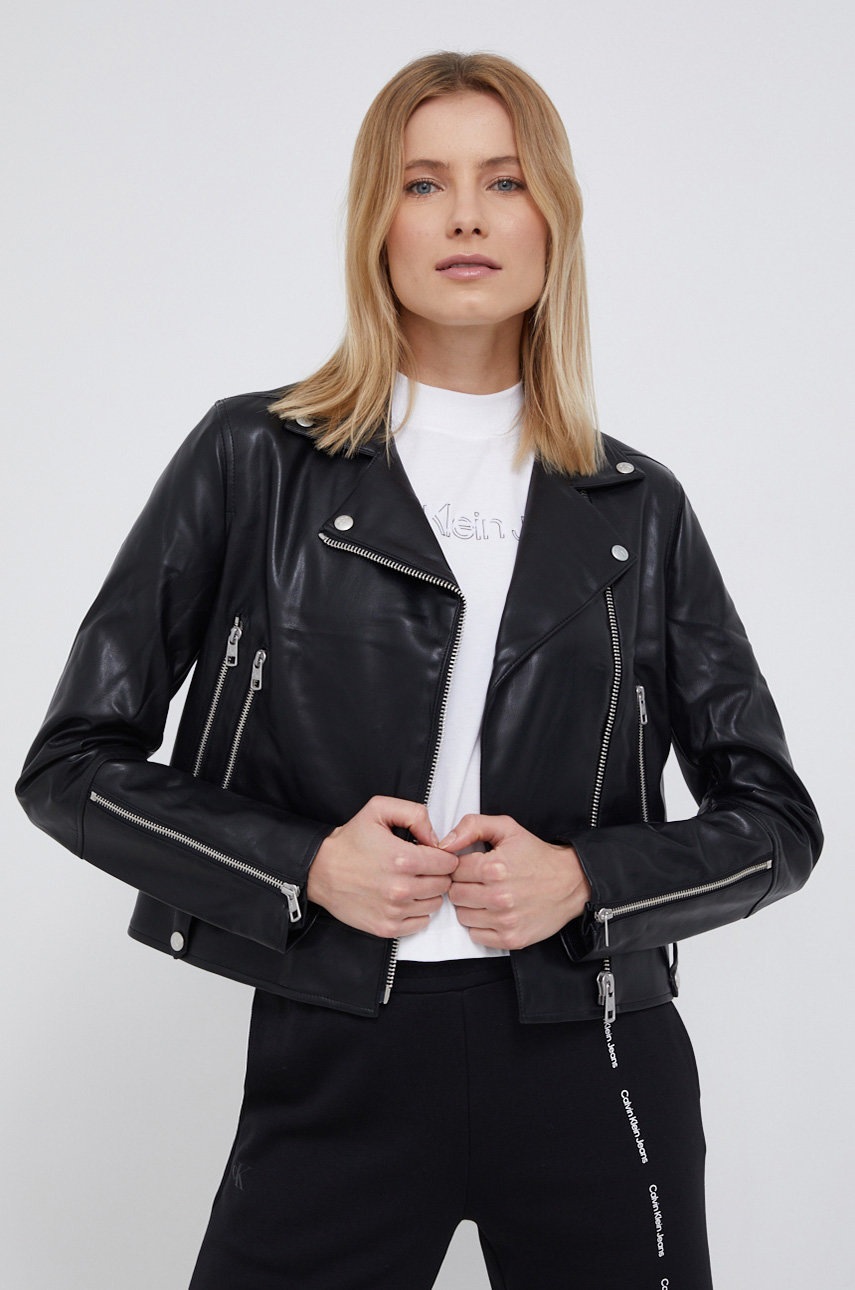 

Рокерско яке Calvin Klein Jeans дамско в черно с преходна изолация, Черен