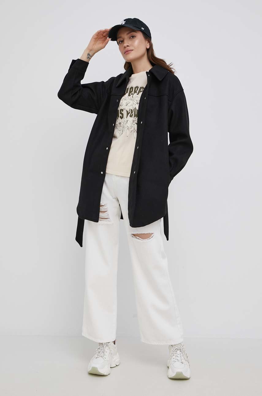 

Рубашка Vero Moda женская цвет чёрный relaxed