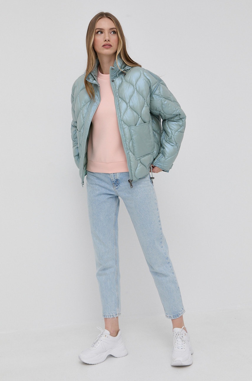 

Куртка Guess жіноча колір зелений зимова