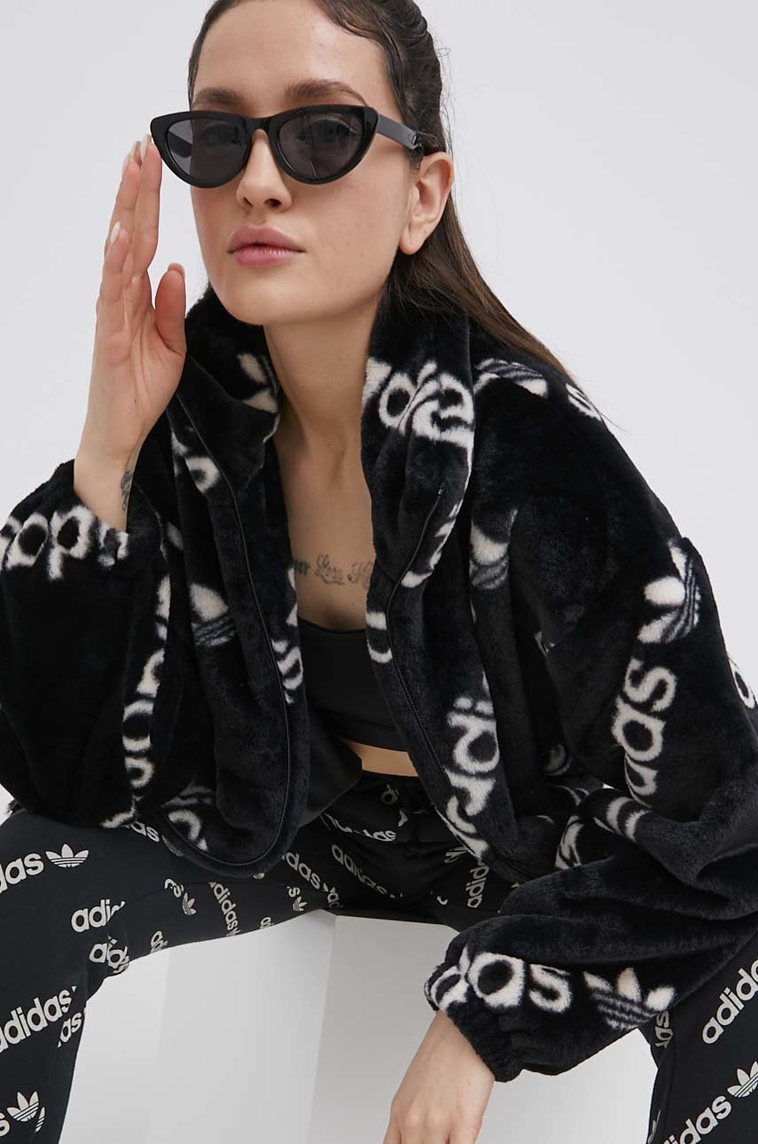 

Яке adidas Originals HM4885 дамска в черно с преходна изолация, Черен