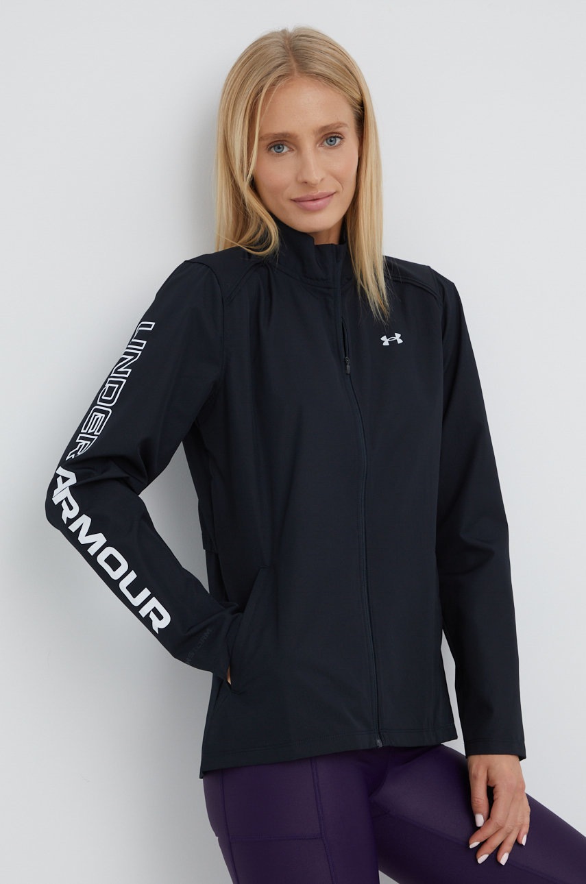 

Яке за бягане Under Armour Outrun The Rain Ii 1369344 в черно с преходна изолация, Черен