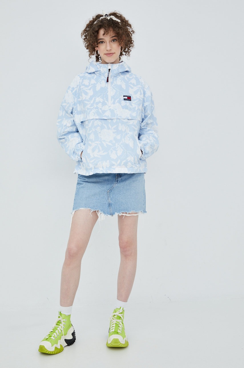 

Куртка Tommy Jeans женская переходная oversize