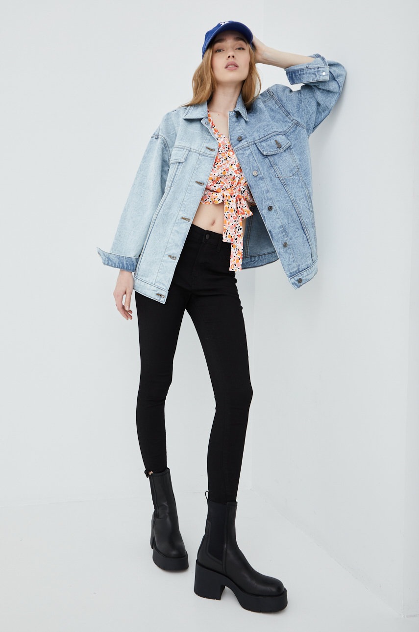 

Джинсовая куртка Brave Soul женская переходная oversize