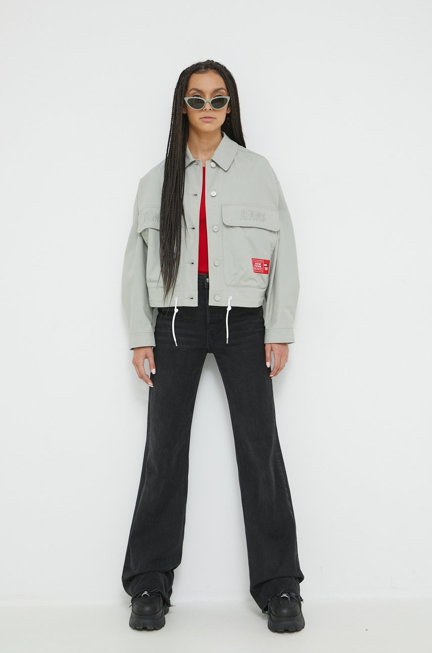 

Куртка Tommy Jeans женская цвет серый переходная oversize